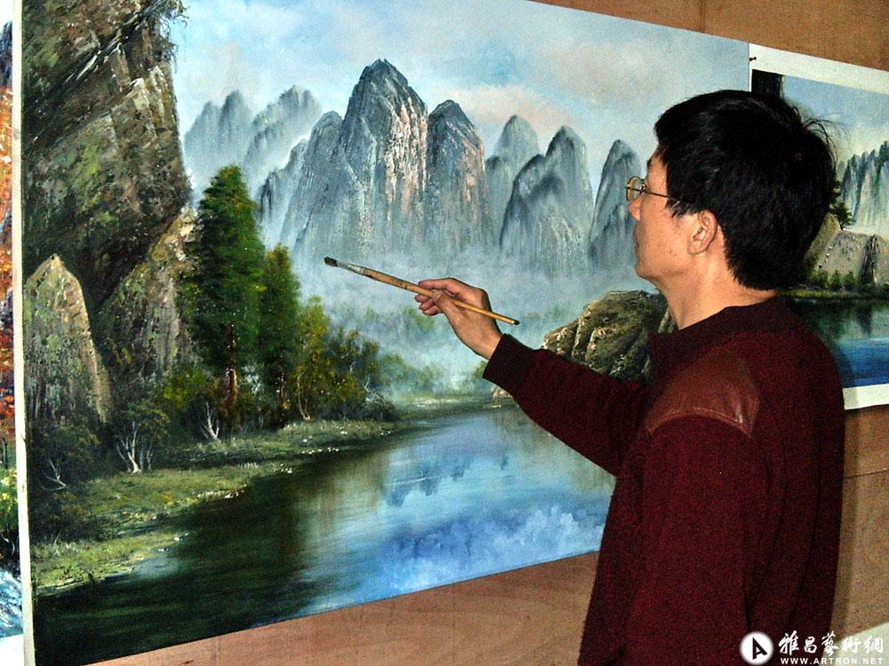 照片标题:中国著名画家,原中国美协党委书记雷正民先生给黄建南题字