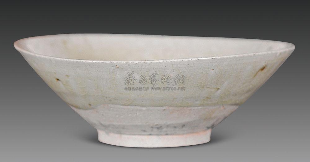 0458金白釉刻花纹碗