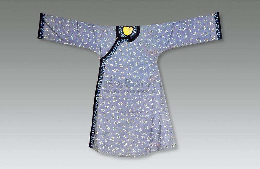 5245清缂丝莲花纹夏服