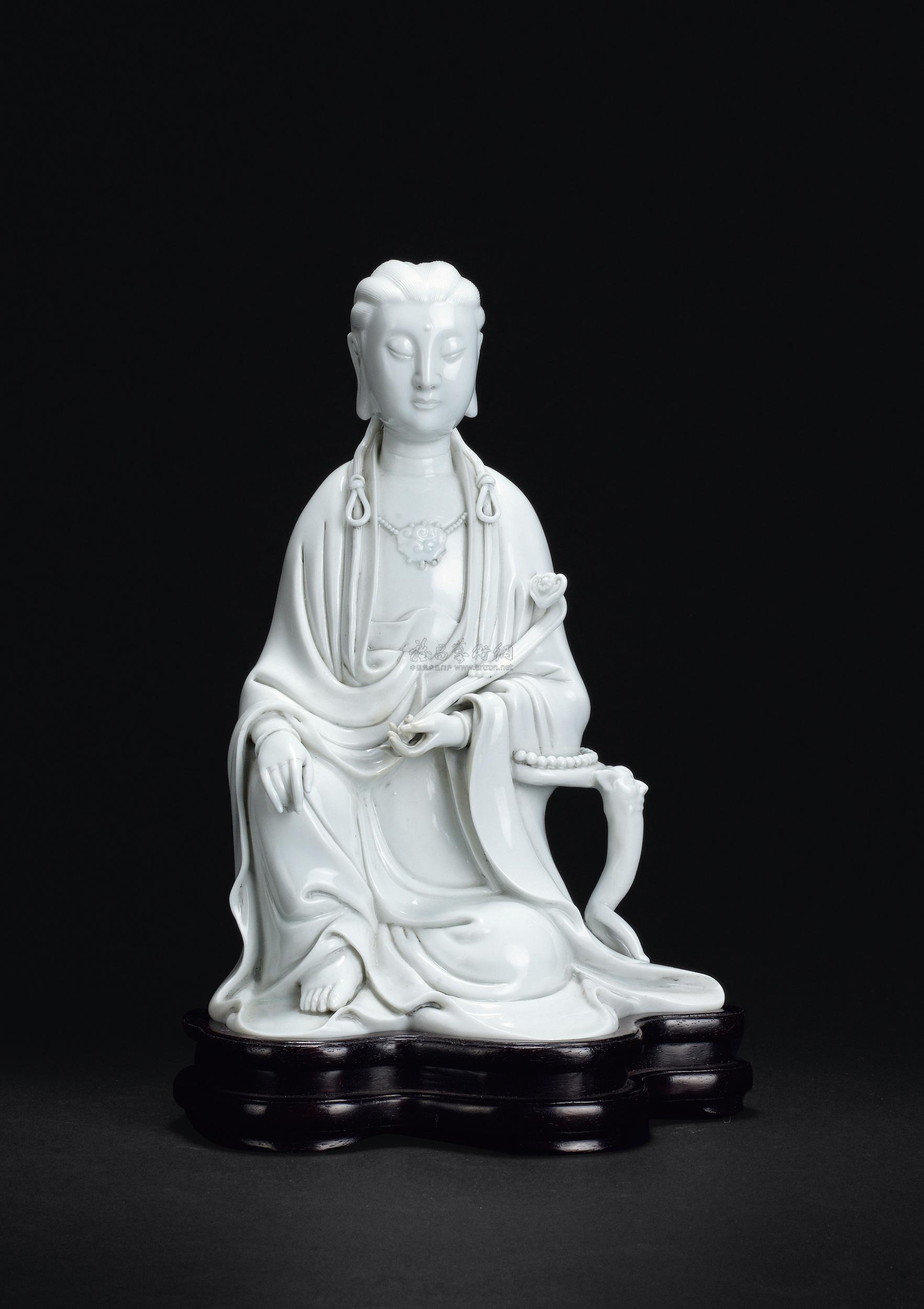1333明陈伟款德化瓷观音