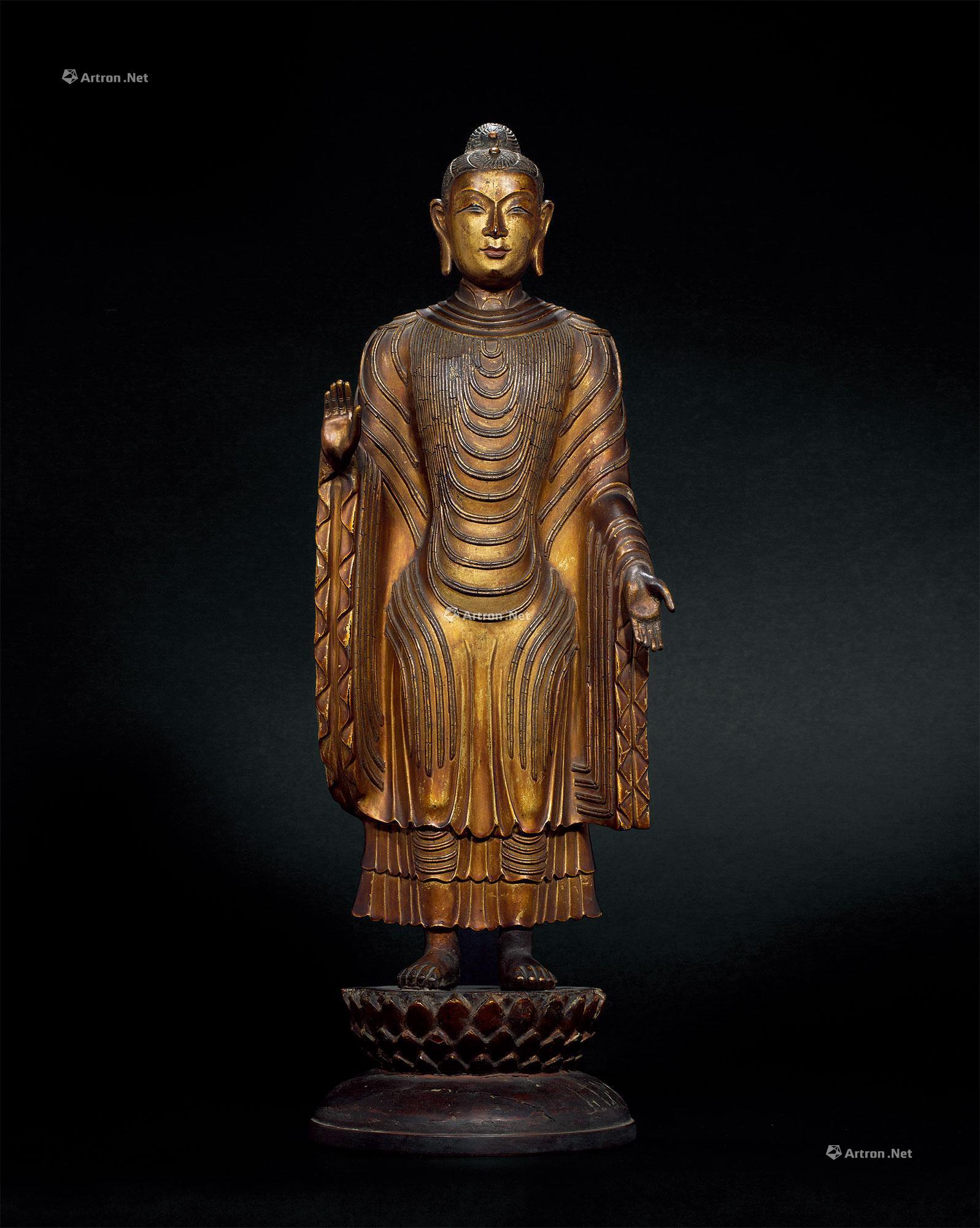 0293清早期金漆夹纻旃檀佛立像