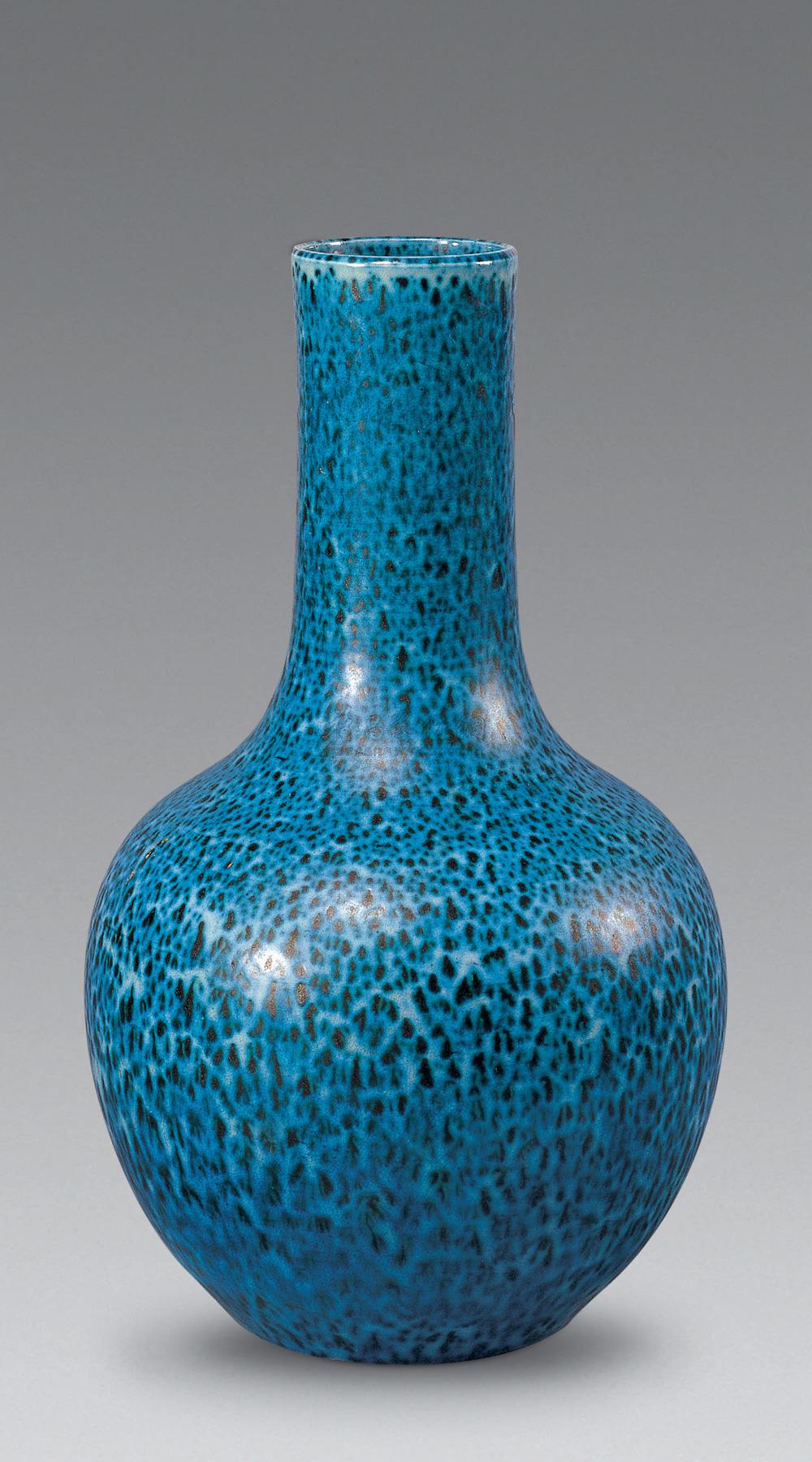1418 清中期 孔雀绿釉天球瓶