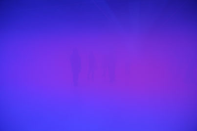 “感觉即真实”奥拉维尔•埃利亚松和马岩松光影艺术展