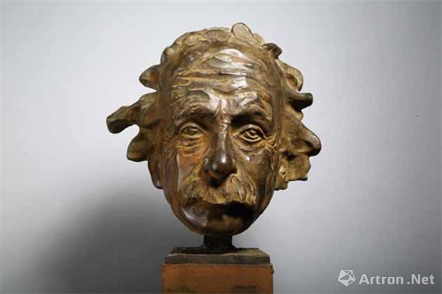 中国美术馆国际美术作品捐赠与收藏系列展：塑痕·中国记忆——白俄罗斯谢尔盖·谢利哈诺夫和康斯坦丁·谢利哈诺夫雕塑展