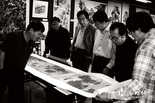 2006年11月，北京画院在多功能厅举行招聘签约制画家作品评选