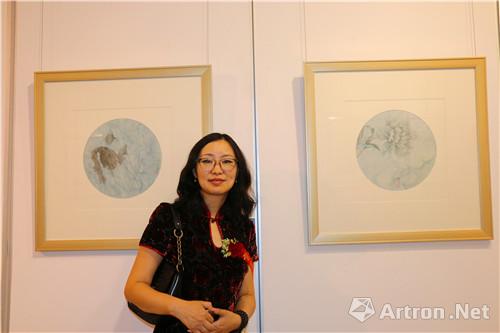 参展画家周冰:作品风格安静清爽,以花鸟画的静气抵抗现实浮躁