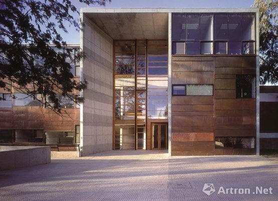 智利建筑师亚历杭德罗·阿拉维纳荣获2016年普利兹克建筑奖