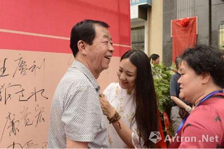 沧州市东塑集团董事长于桂亭先生前来祝贺