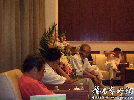 2007中国油画名家学术邀请展座谈会上