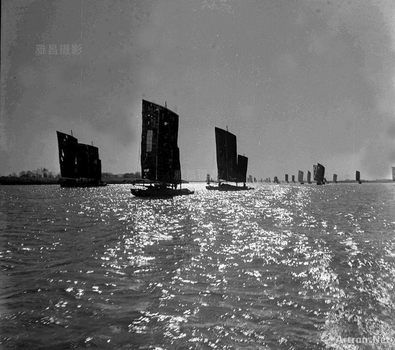 晓庄作品：1956年 黄浦江上
