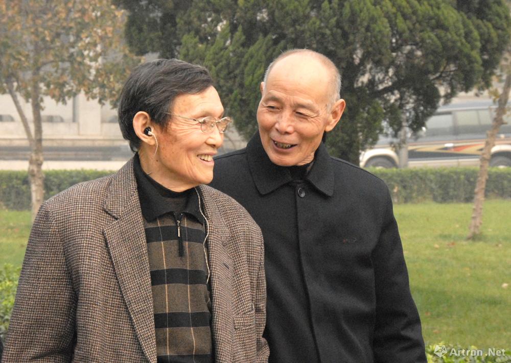 2007年，和王世龙在郑州。