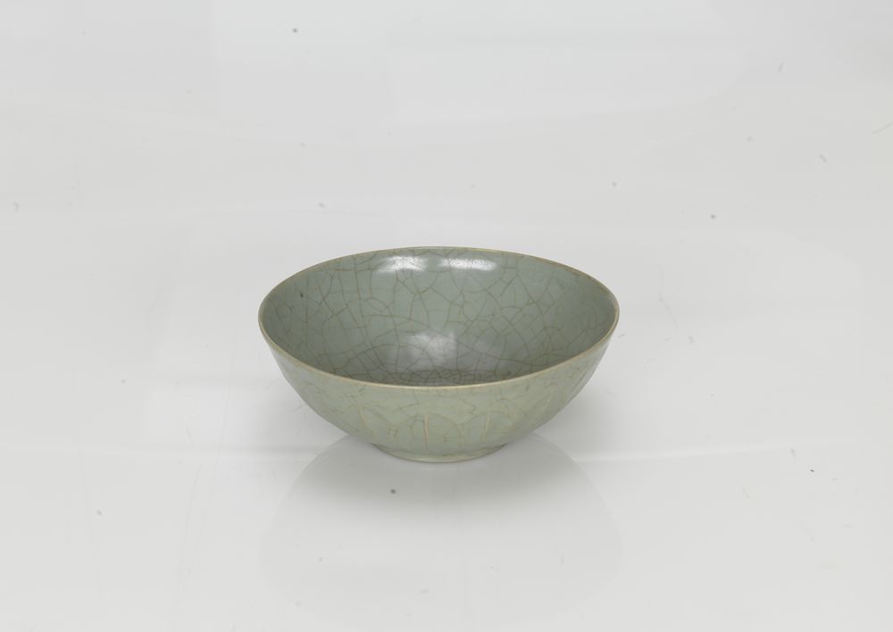 汝窑莲花划纹碗