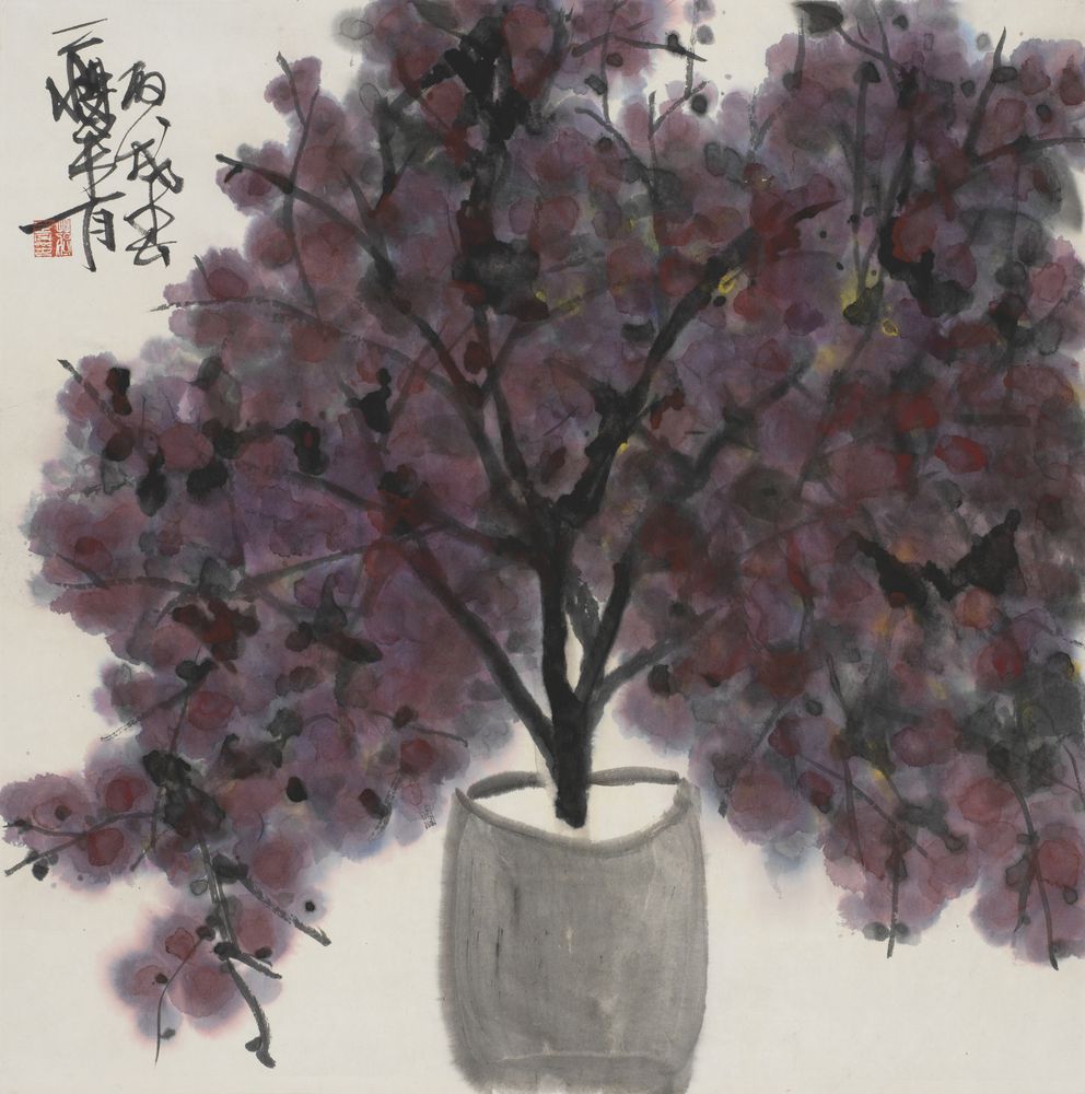 紫花纷若铺