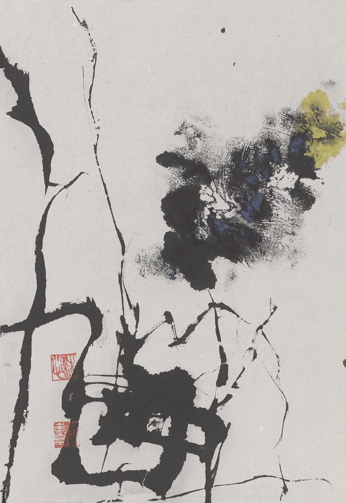 露染黄花笑靥深