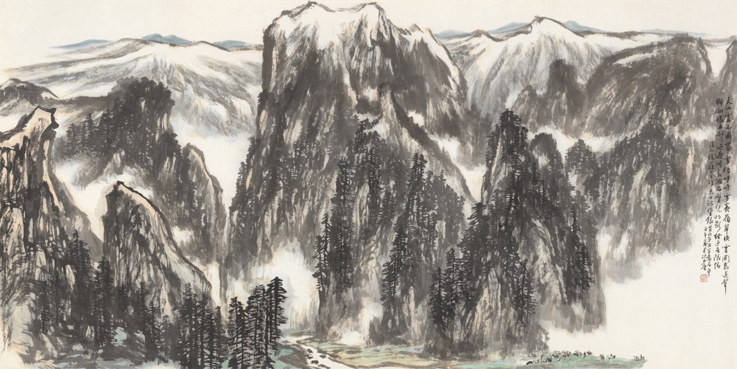 天山拥雪
