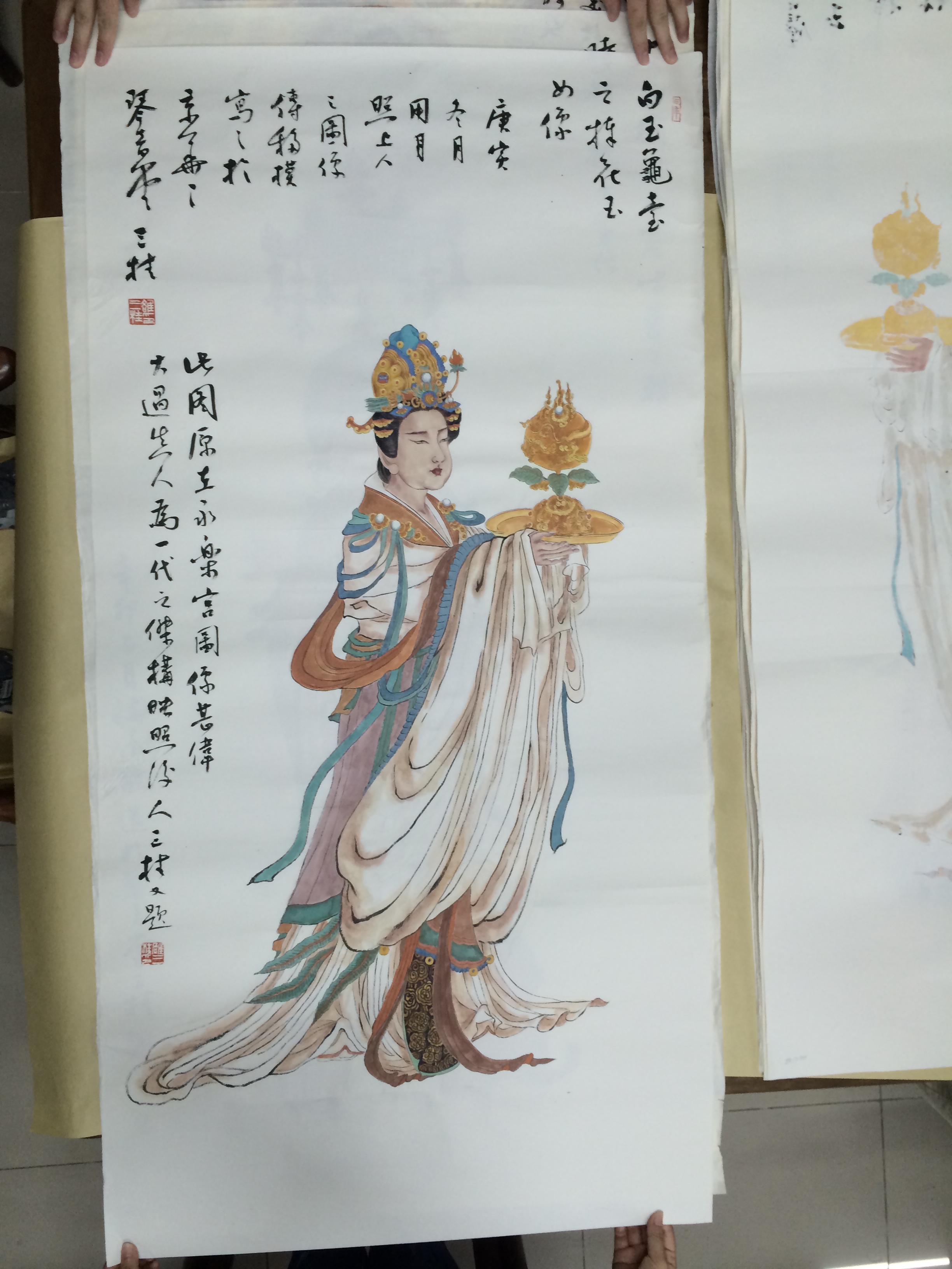 白玉龟台捧花玉女像