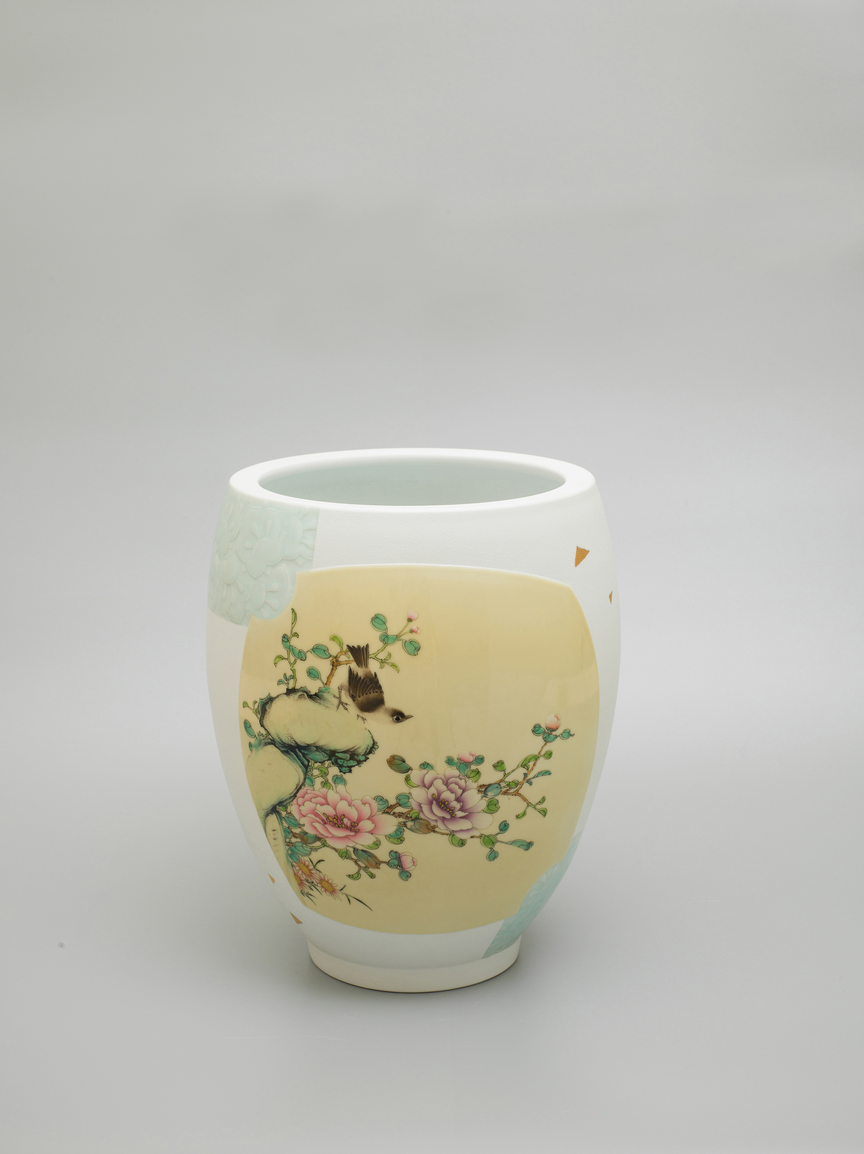 春来花独艳