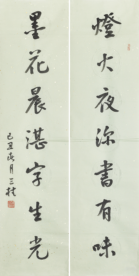 灯火墨花联