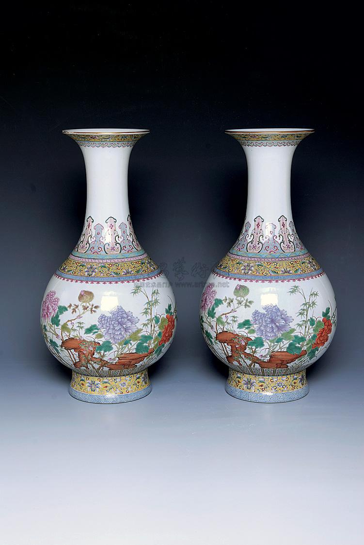 碧云轩制粉彩花蝶纹赏瓶 (一对)】拍卖品_图片_价格_鉴赏_民国瓷器