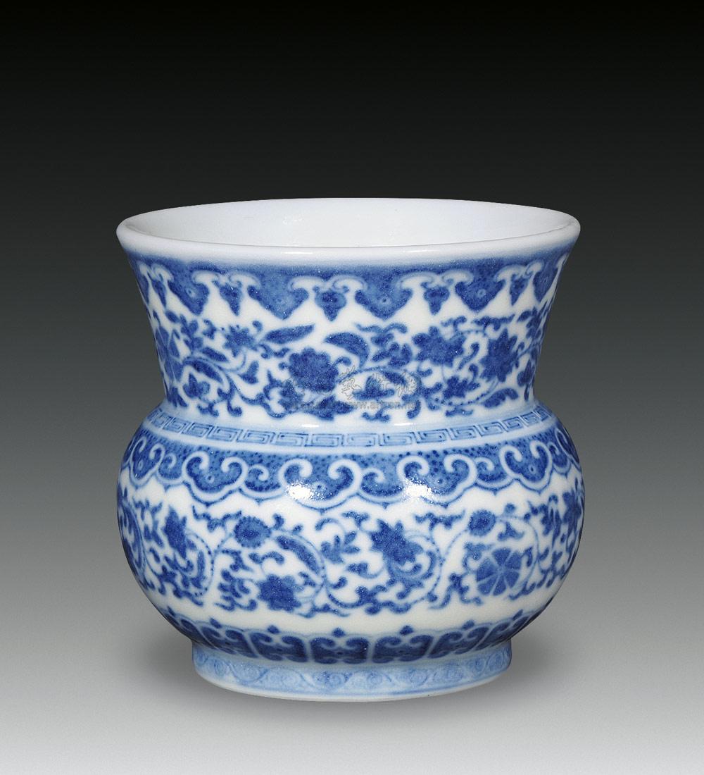 【清 青花花卉渣斗】拍卖品_图片_价格_鉴赏_清代青花瓷器_雅昌艺术品