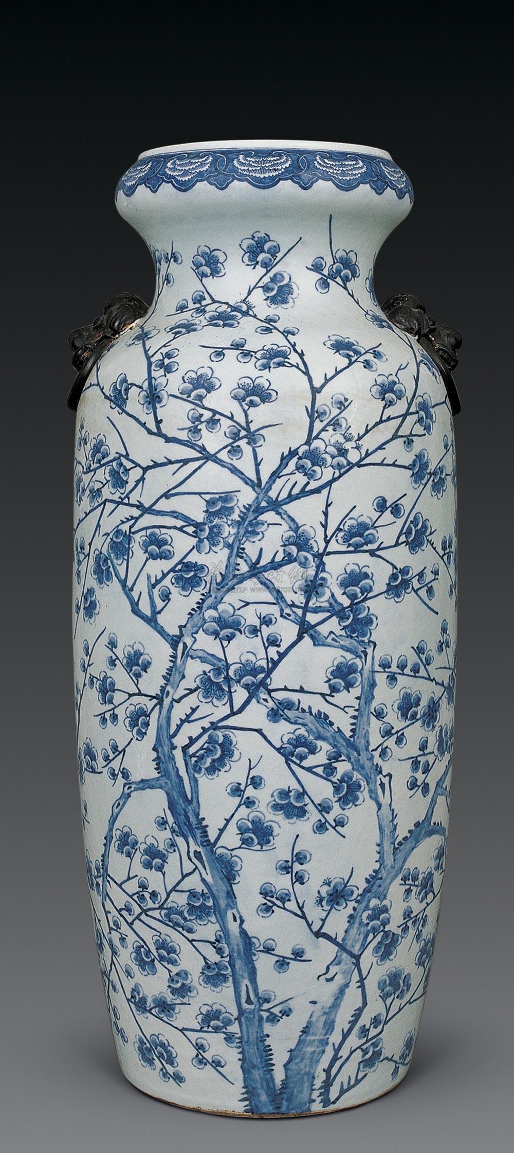 【清 青花梅花纹铺首耳瓶】拍卖品_图片_价格_鉴赏_清代青花瓷器_雅昌