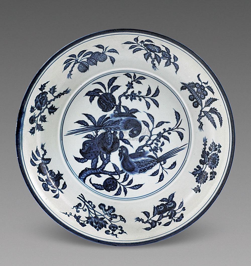 【明 青花寿桃鹦鹉纹大盘】拍卖品_图片_价格_鉴赏_明代青花瓷器_雅昌