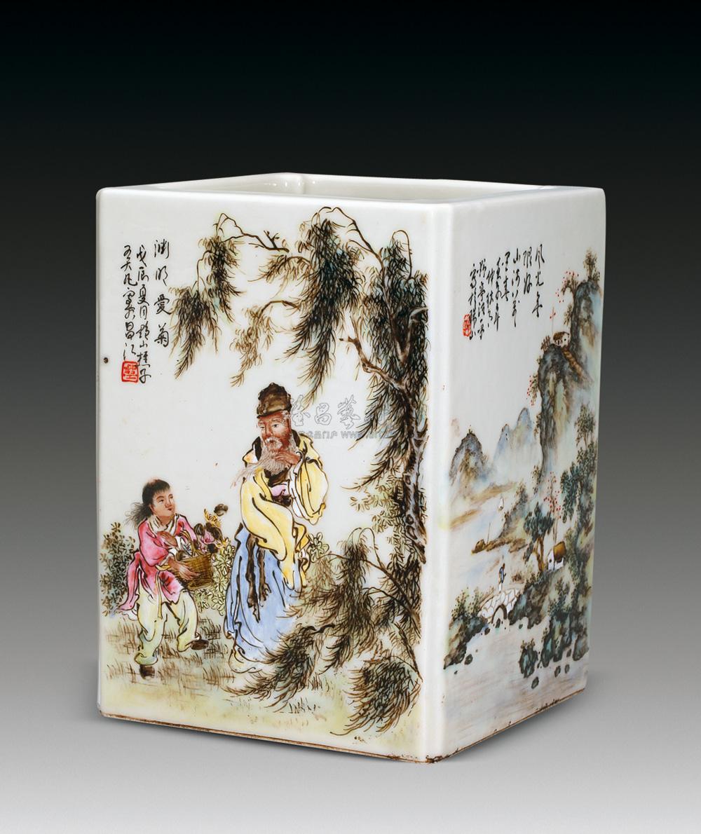 0207民国粉彩山水人物方形笔筒