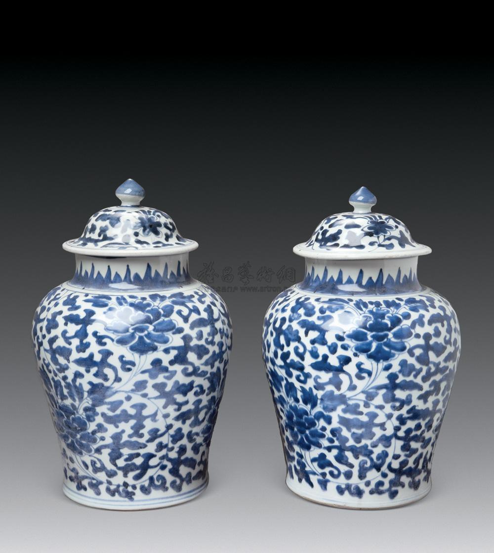 0013 清康熙 青花缠枝牡丹将军罐 (一对)