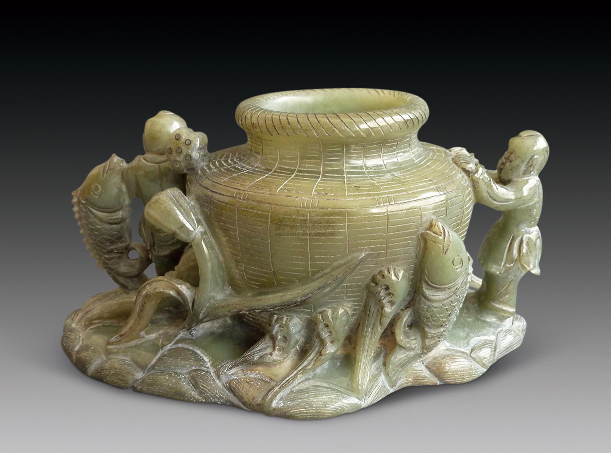 1112 清 青玉鱼篓