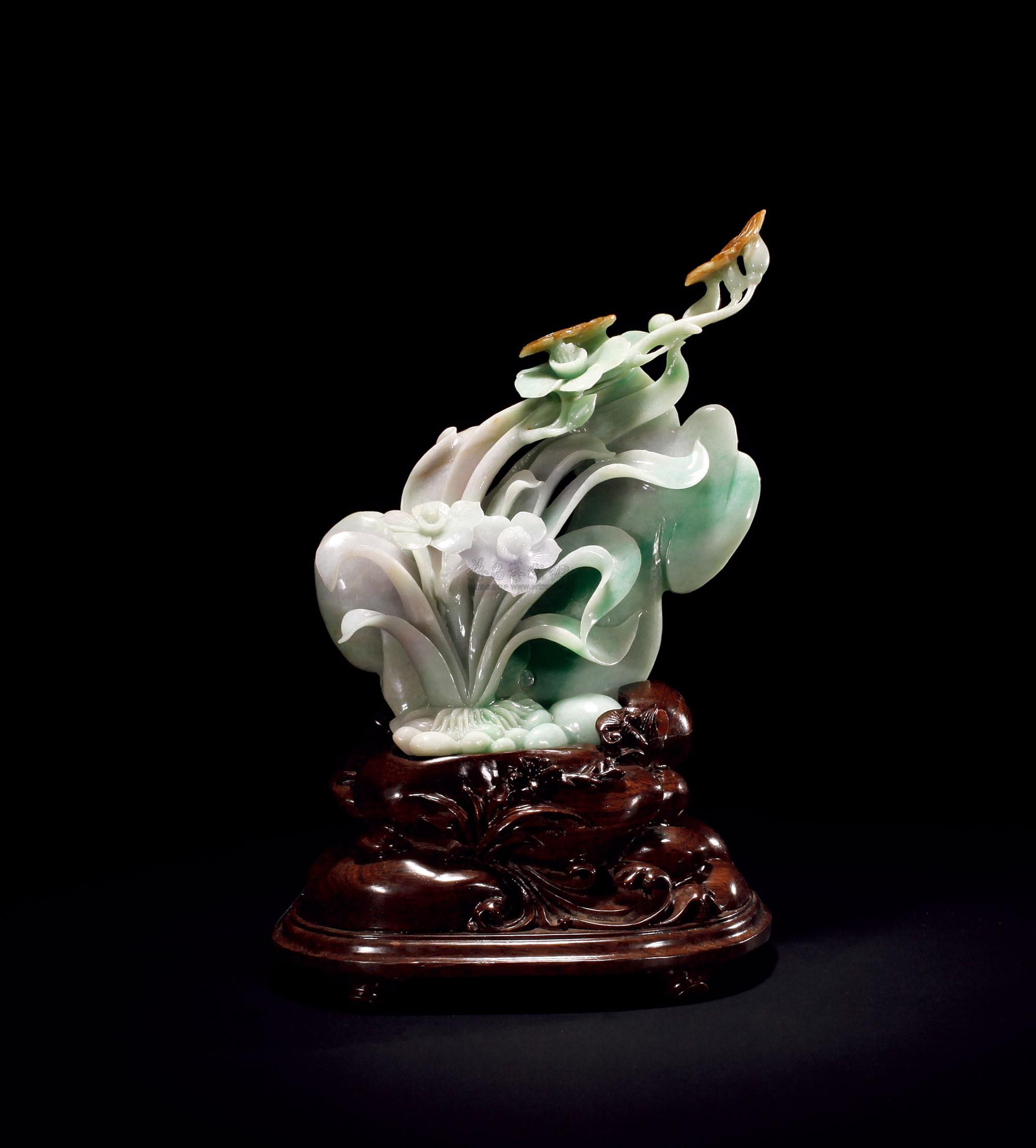 3015翡翠蝶恋花摆件