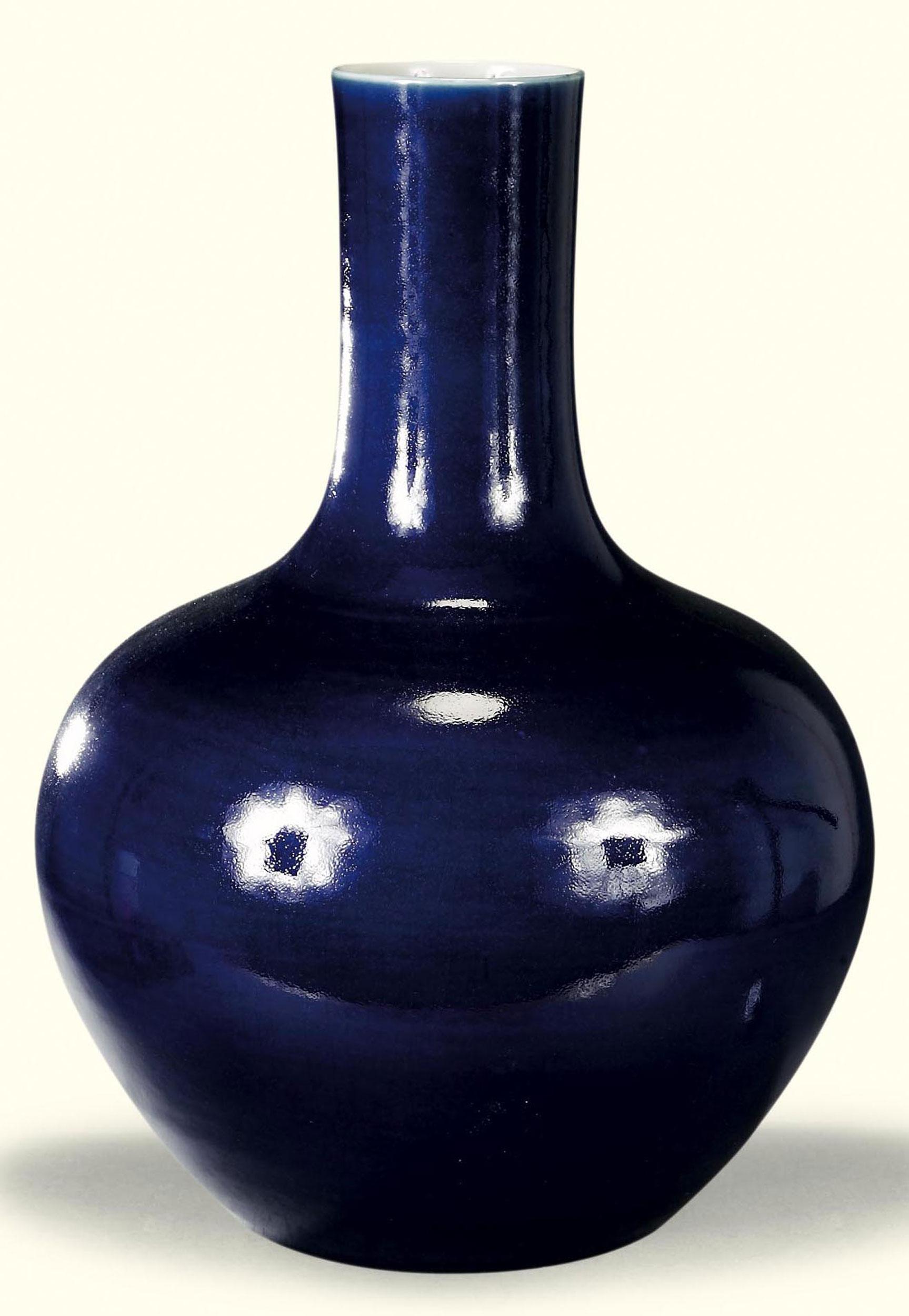 2248清祭蓝釉天球瓶