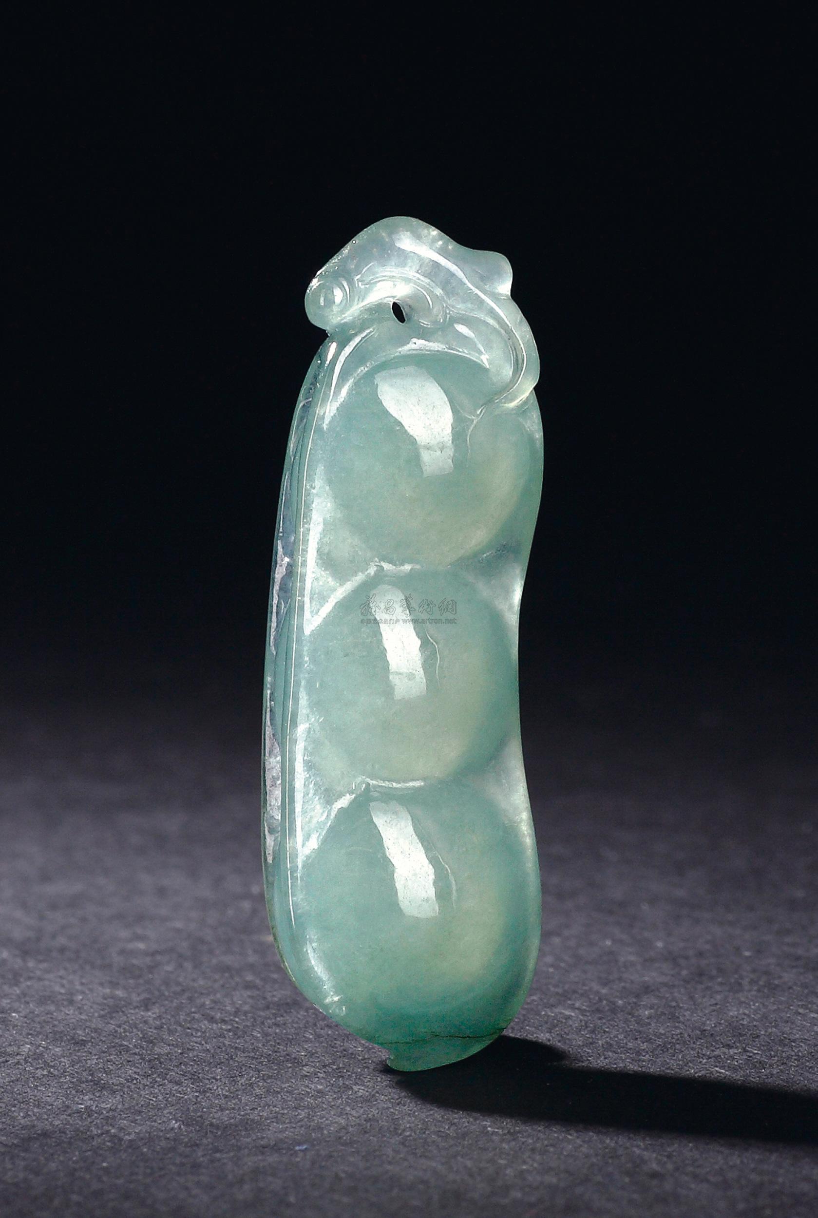 1788 冰种绿翡翠扁豆