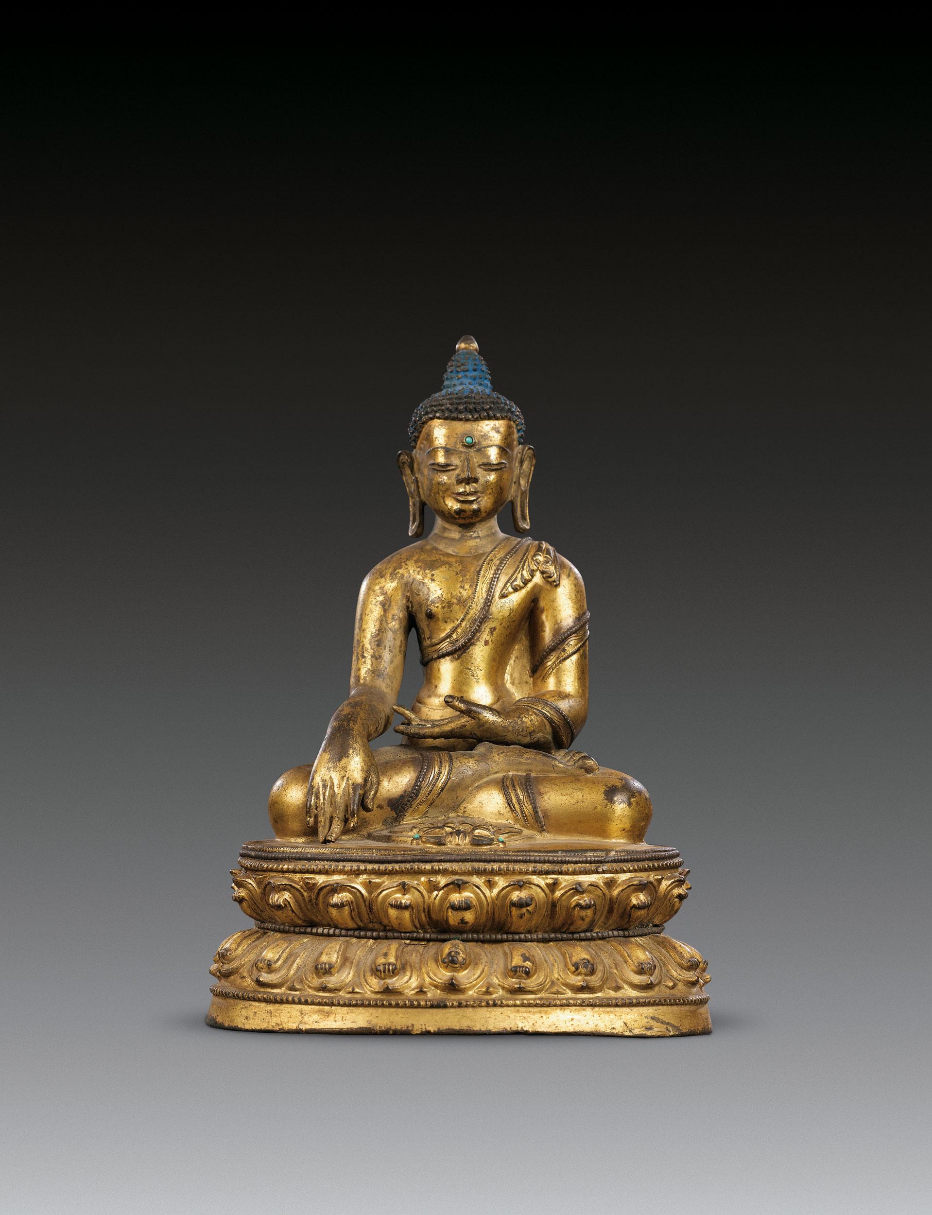 2302 明 铜鎏金嵌银释迦牟尼佛像