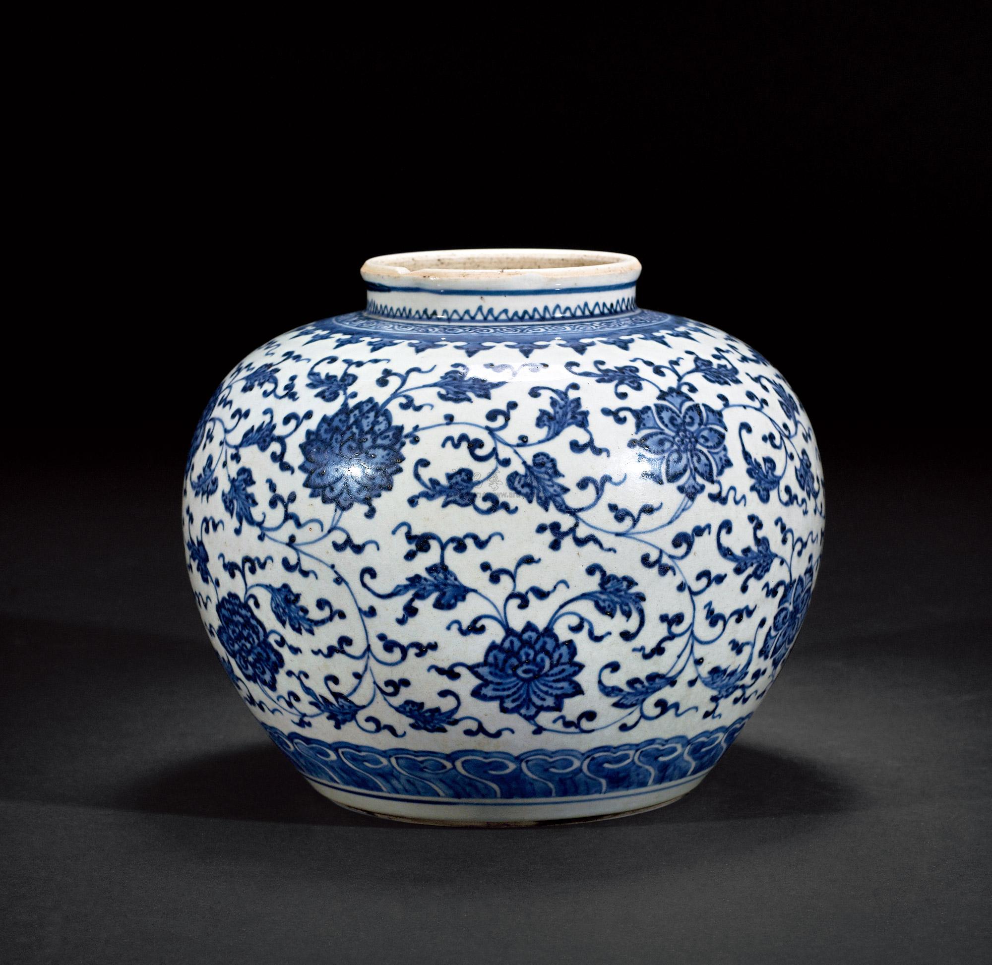【清乾隆 青花缠枝莲小口尊】拍卖品_图片_价格_鉴赏_清代青花瓷器