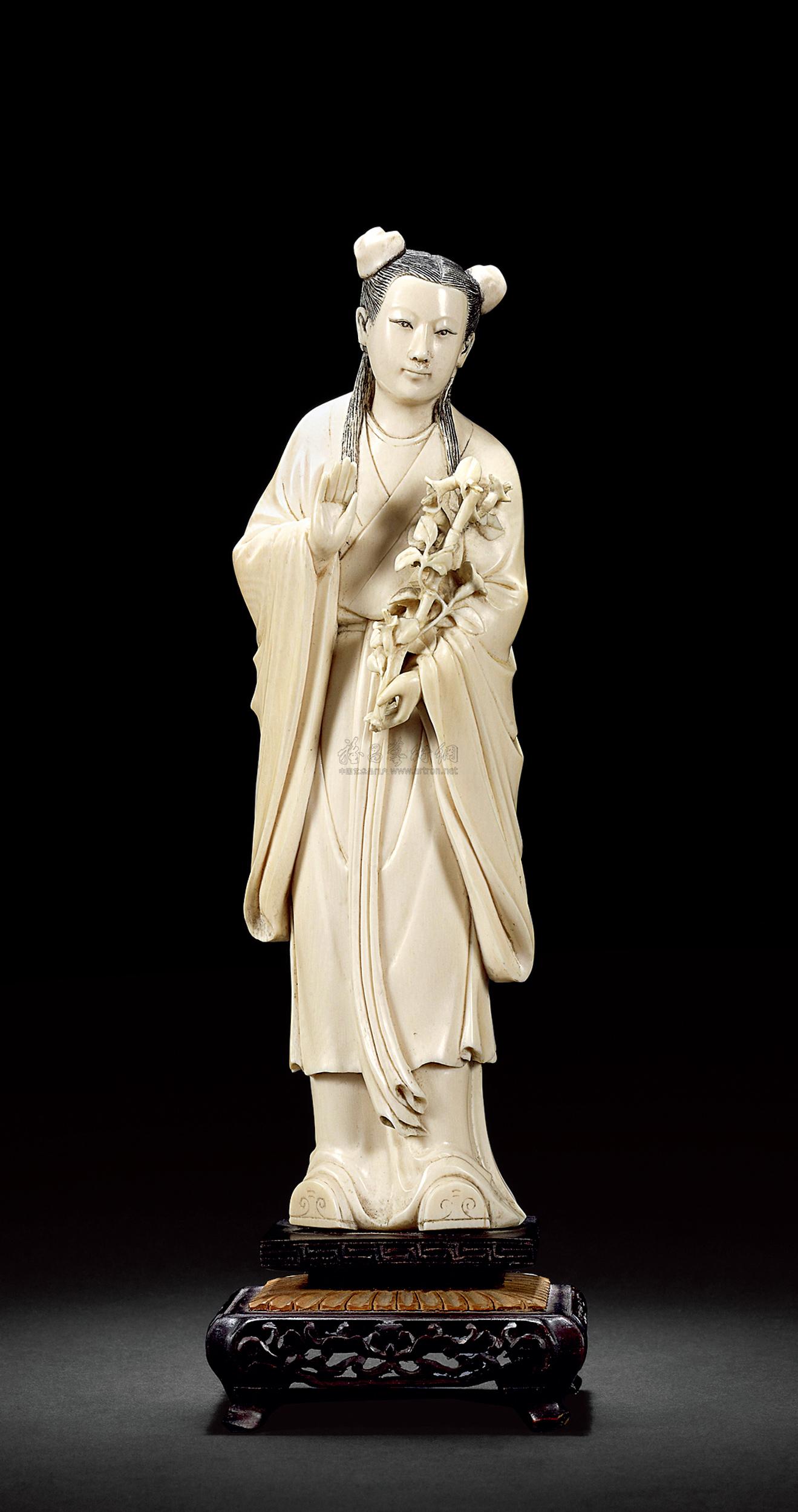 *0037 清 象牙雕蓝采和