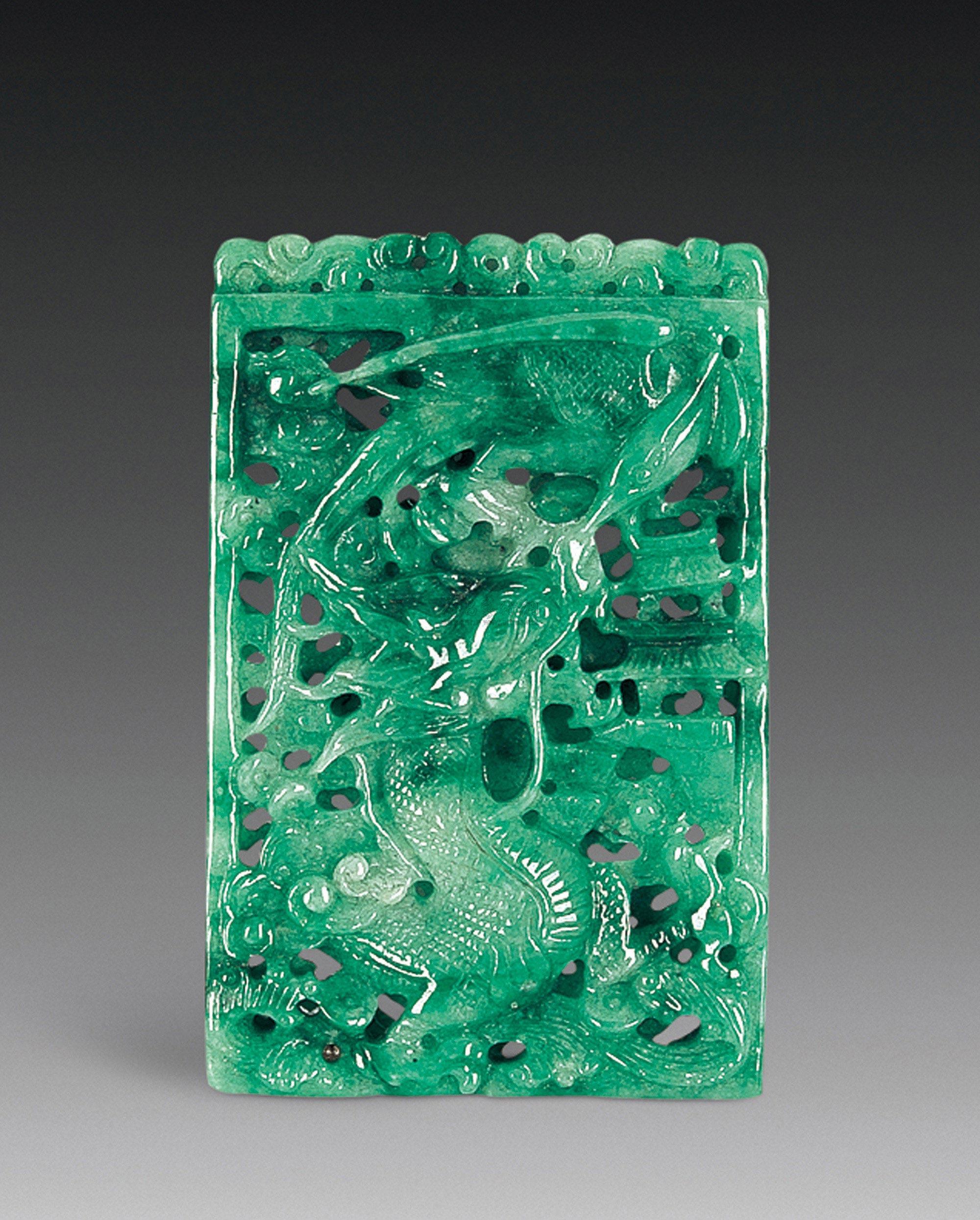 3476翡翠龙凤透雕牌