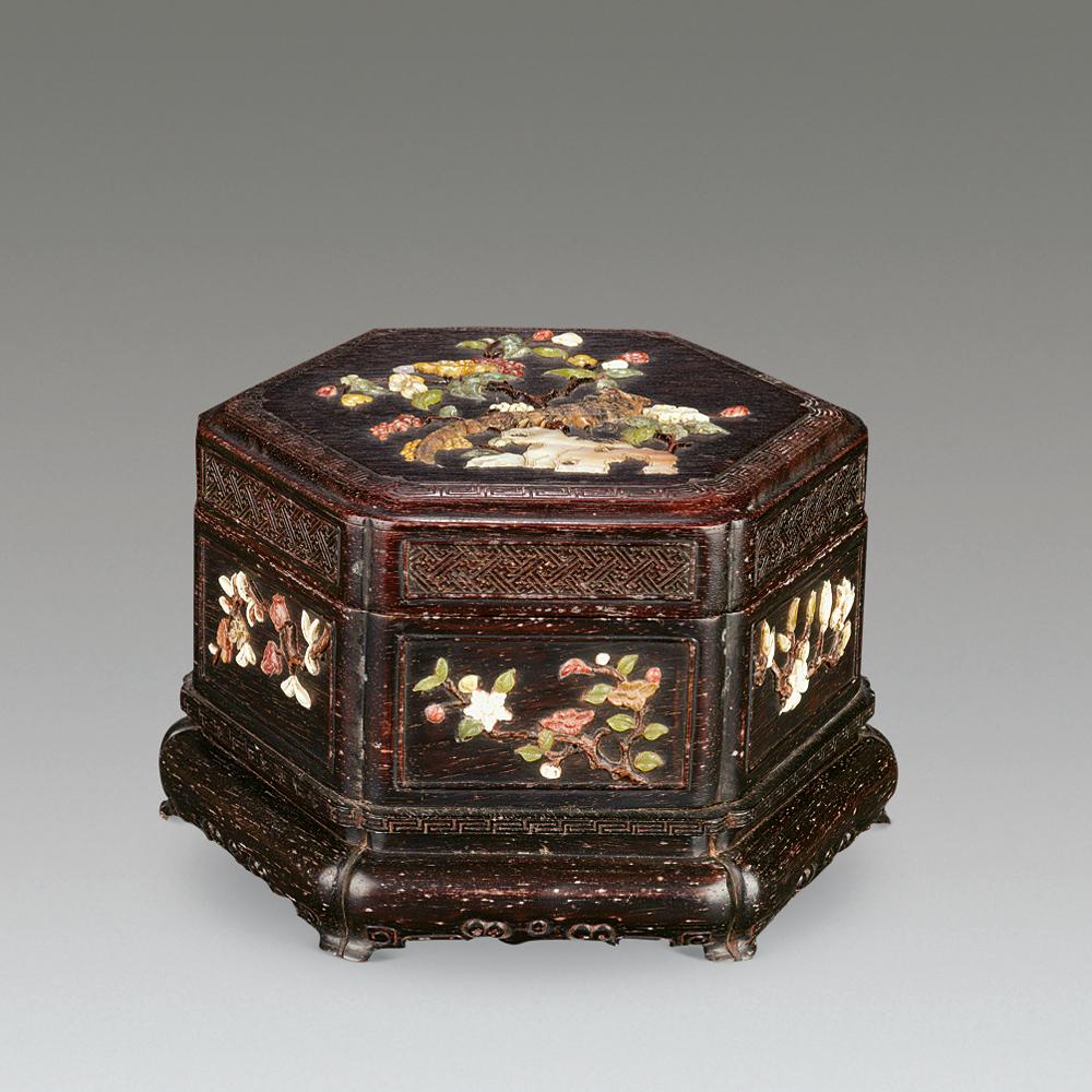 1836紫檀嵌百宝盒