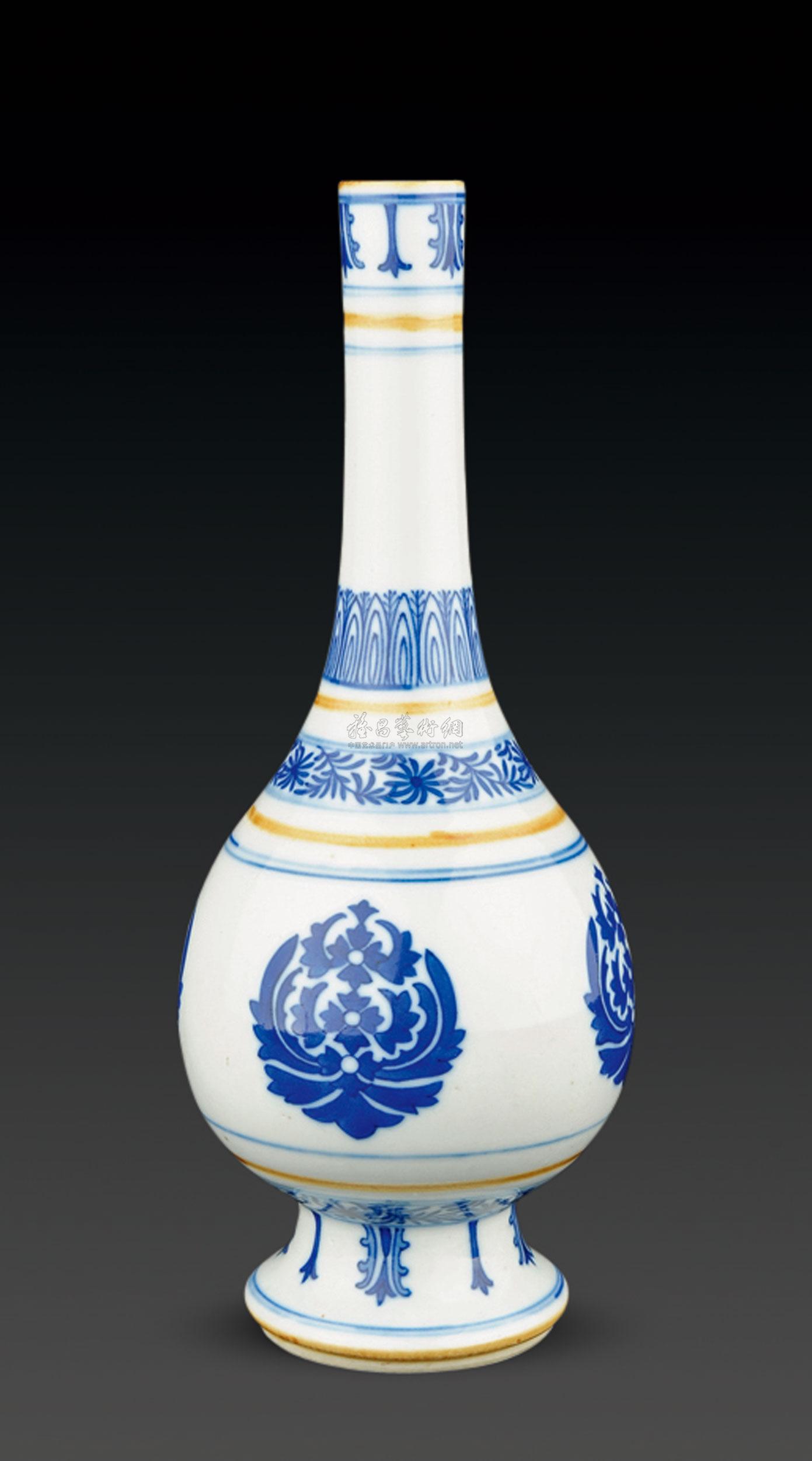 0098清早期青花西番莲黄釉弦纹藏草瓶