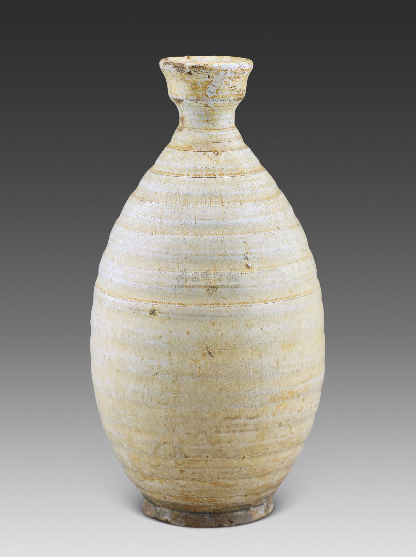 0369 元代 玉壶陶瓶