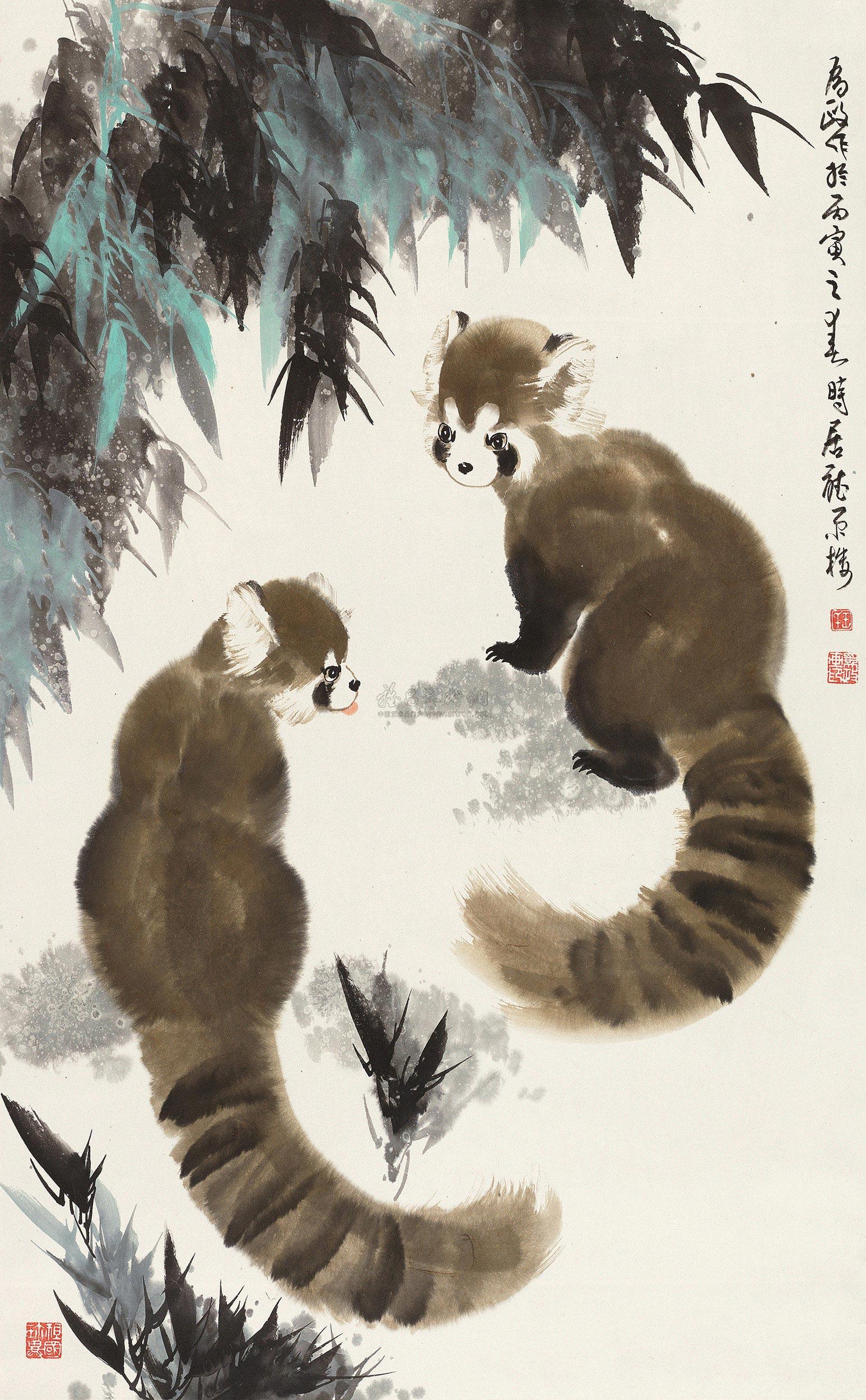 04541986年作小熊猫立轴设色纸本