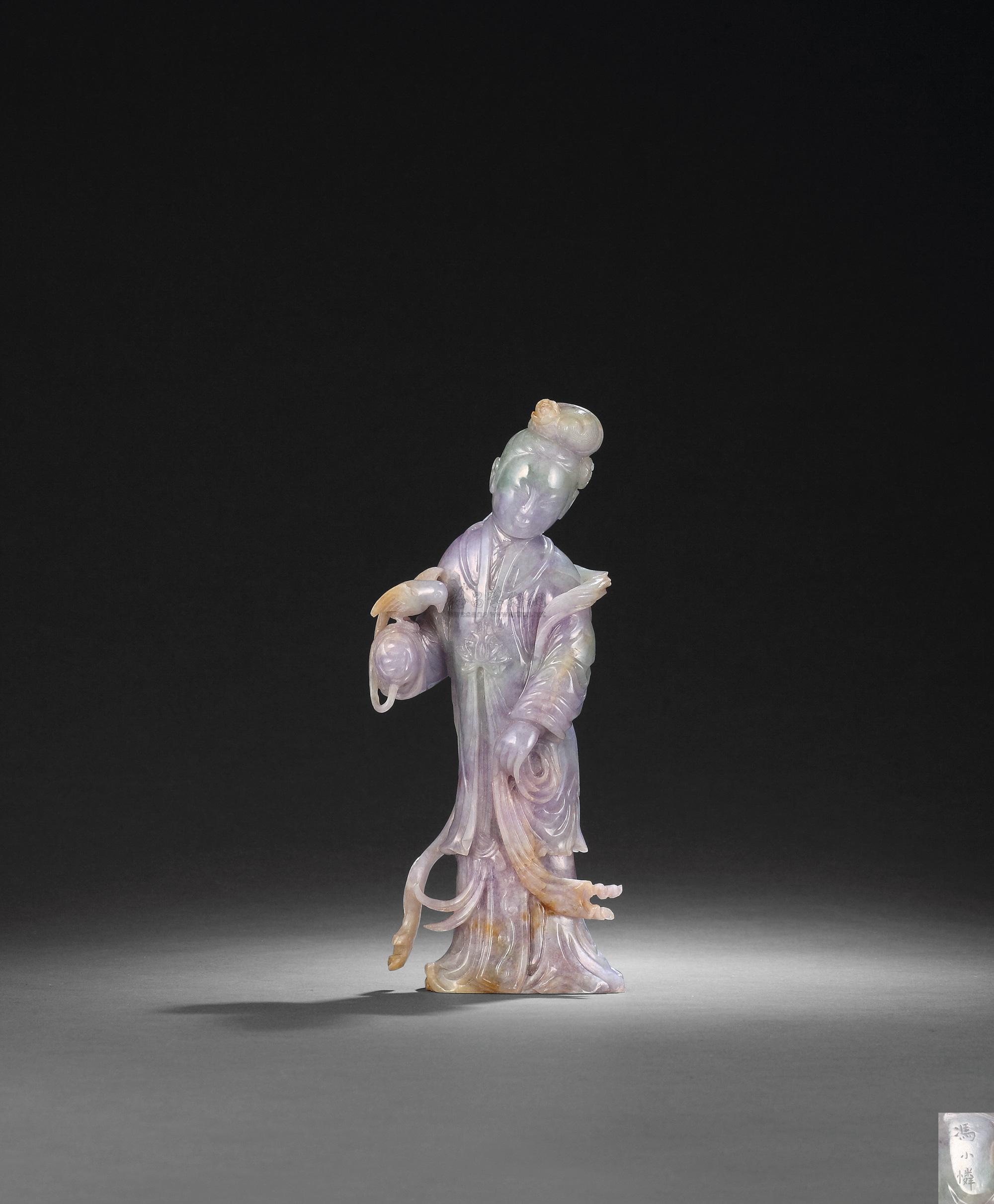 7665 清 翡翠仕女戏鸟摆件