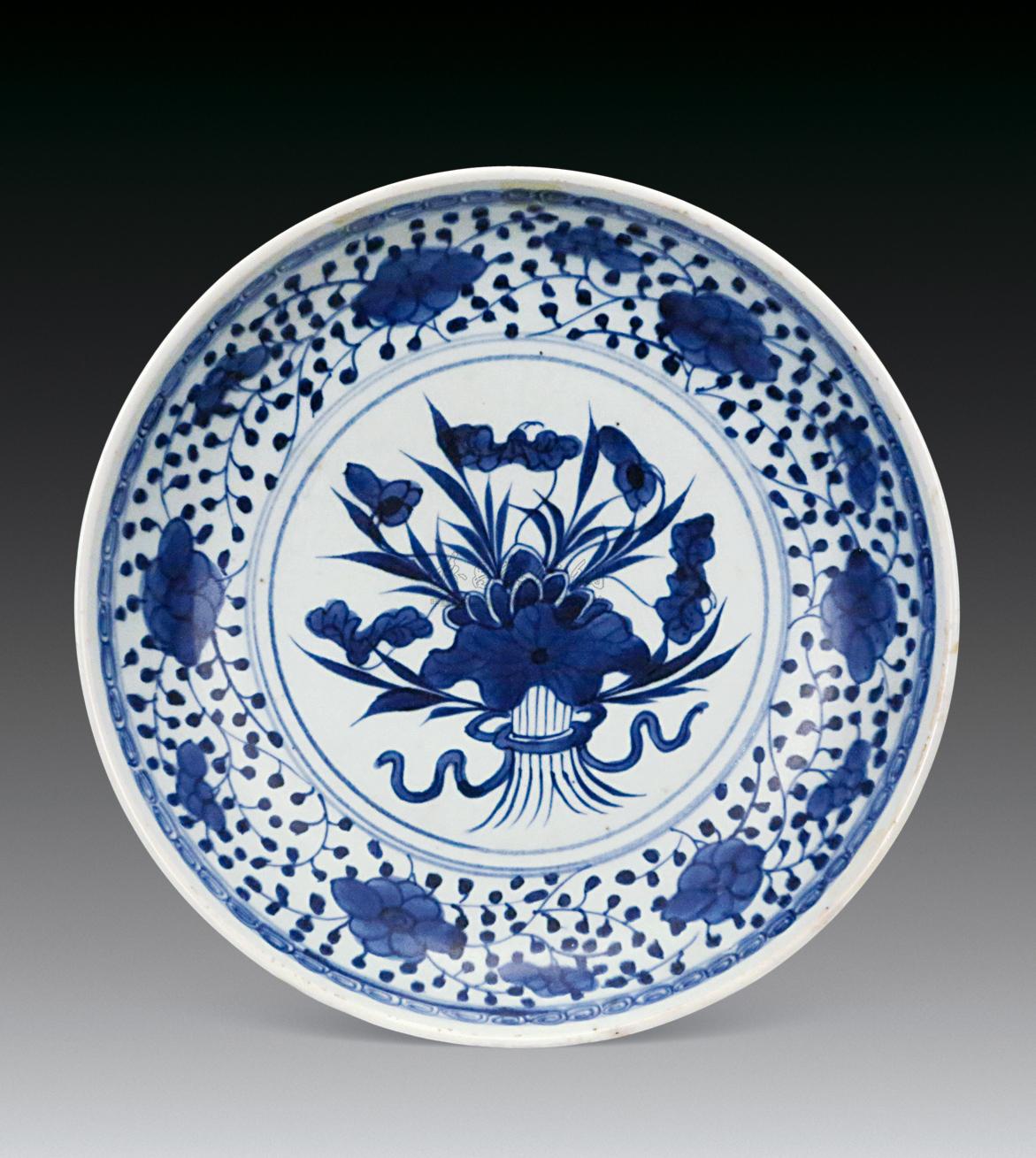 【清雍正 青花一束莲盘】拍卖品_图片_价格_鉴赏_清代青花瓷器_雅昌