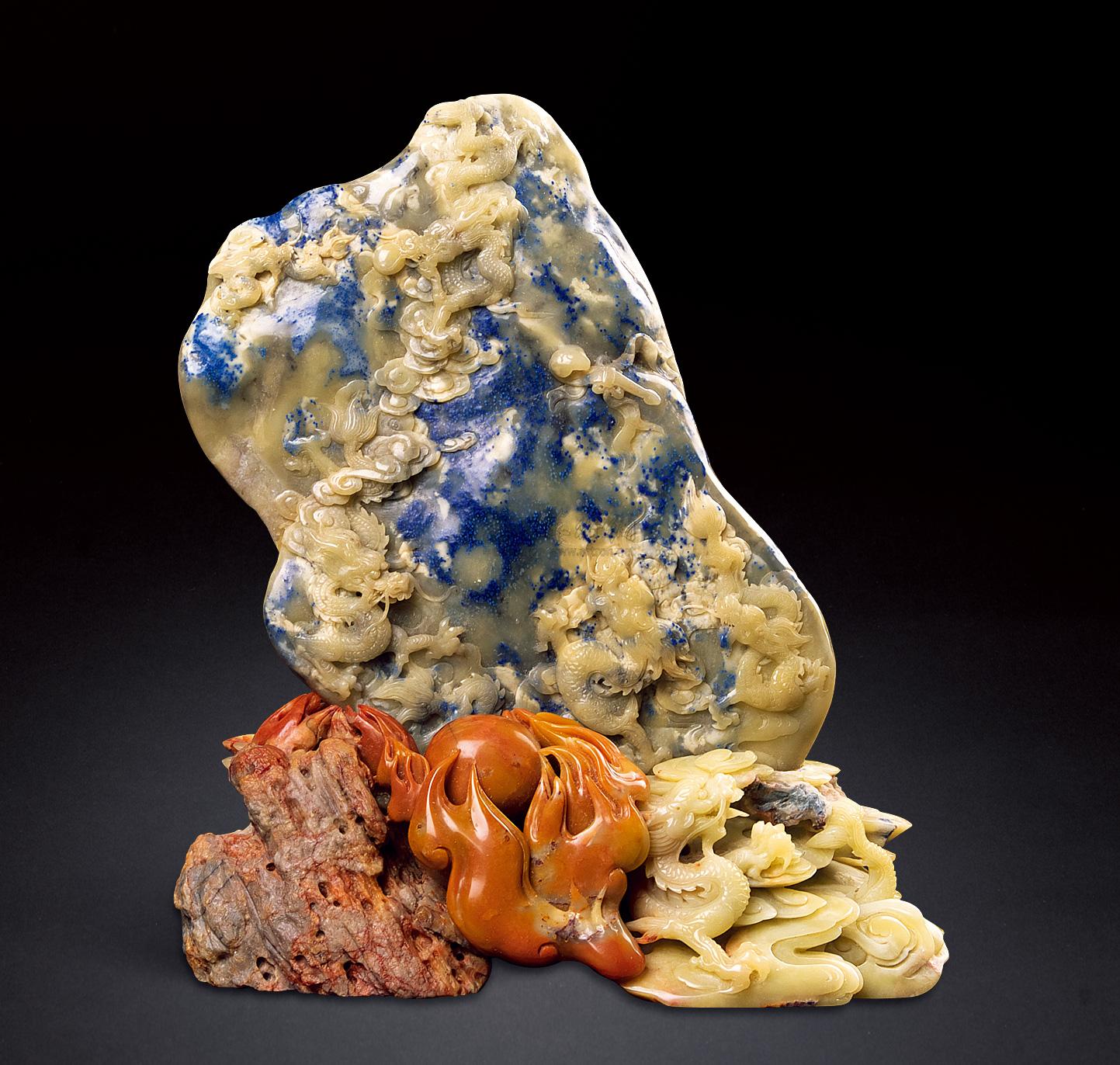 0126 刘银华 青田蓝星石摆件