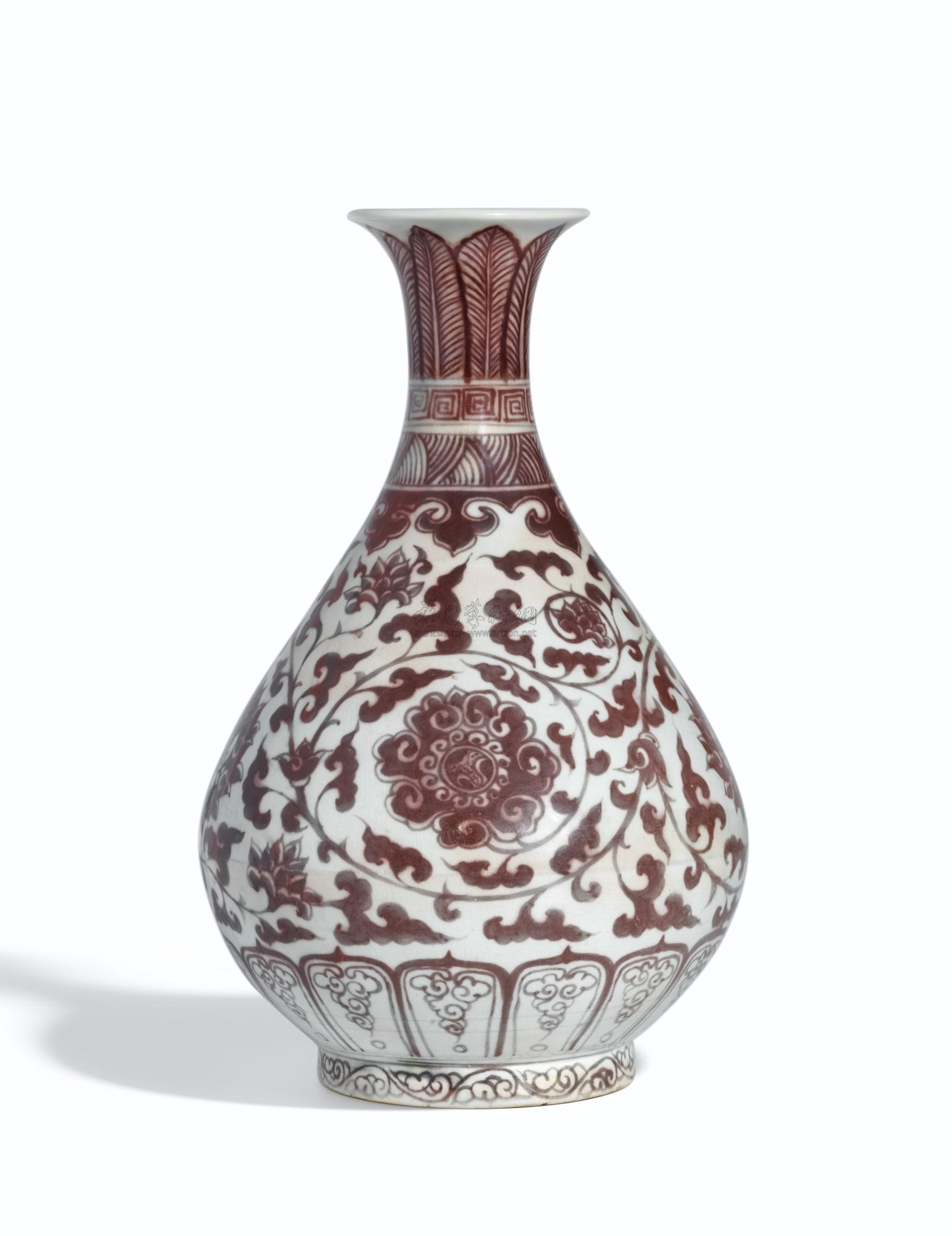 0035明洪武釉里红缠枝莲纹玉壶春瓶