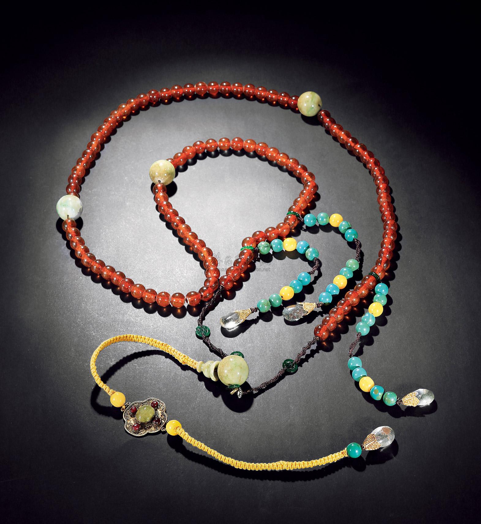 *0460 清 琥珀朝珠