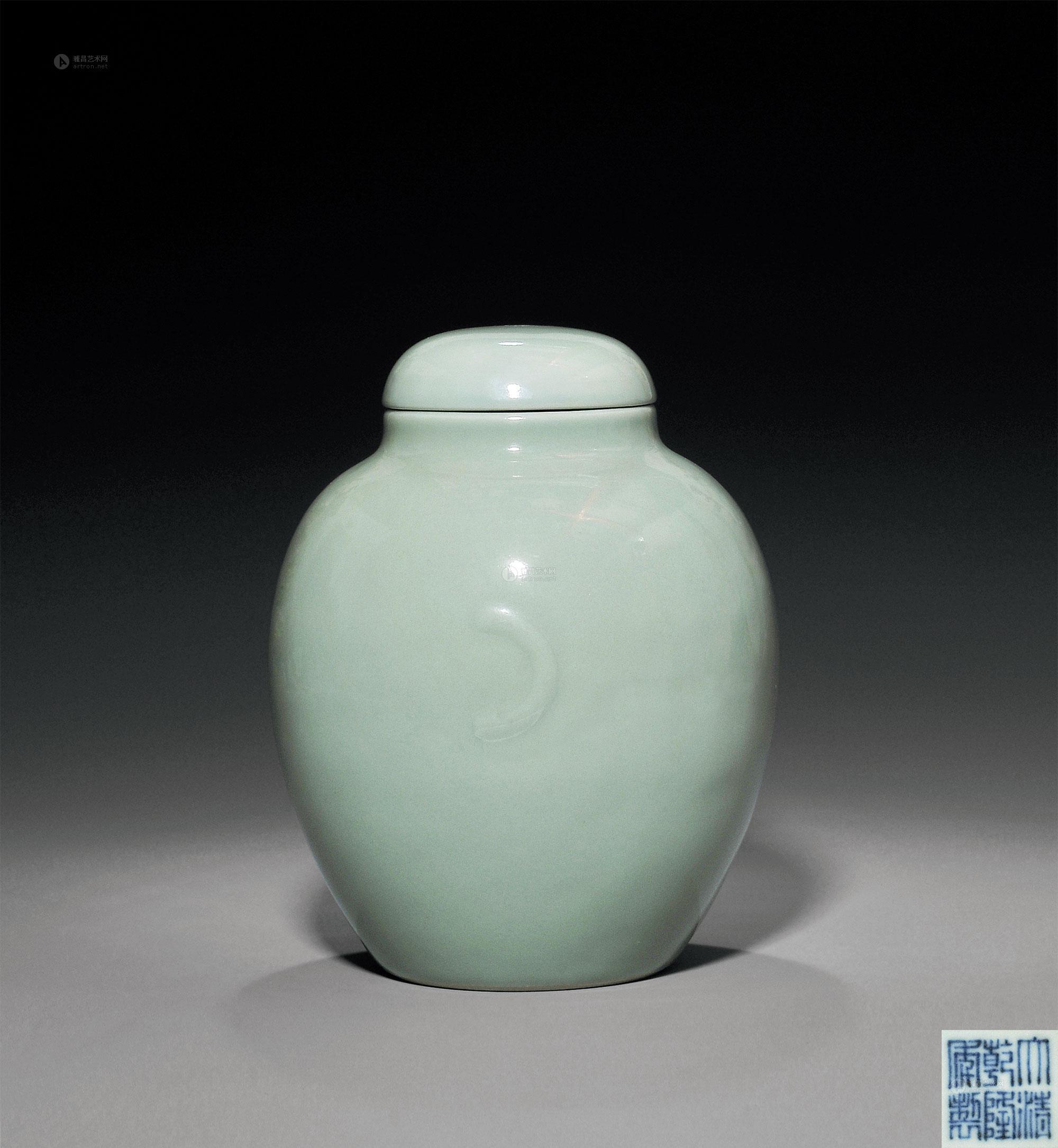 【清乾隆 豆青釉日月罐】拍卖品_图片_价格_鉴赏_清代单色釉瓷器_雅昌