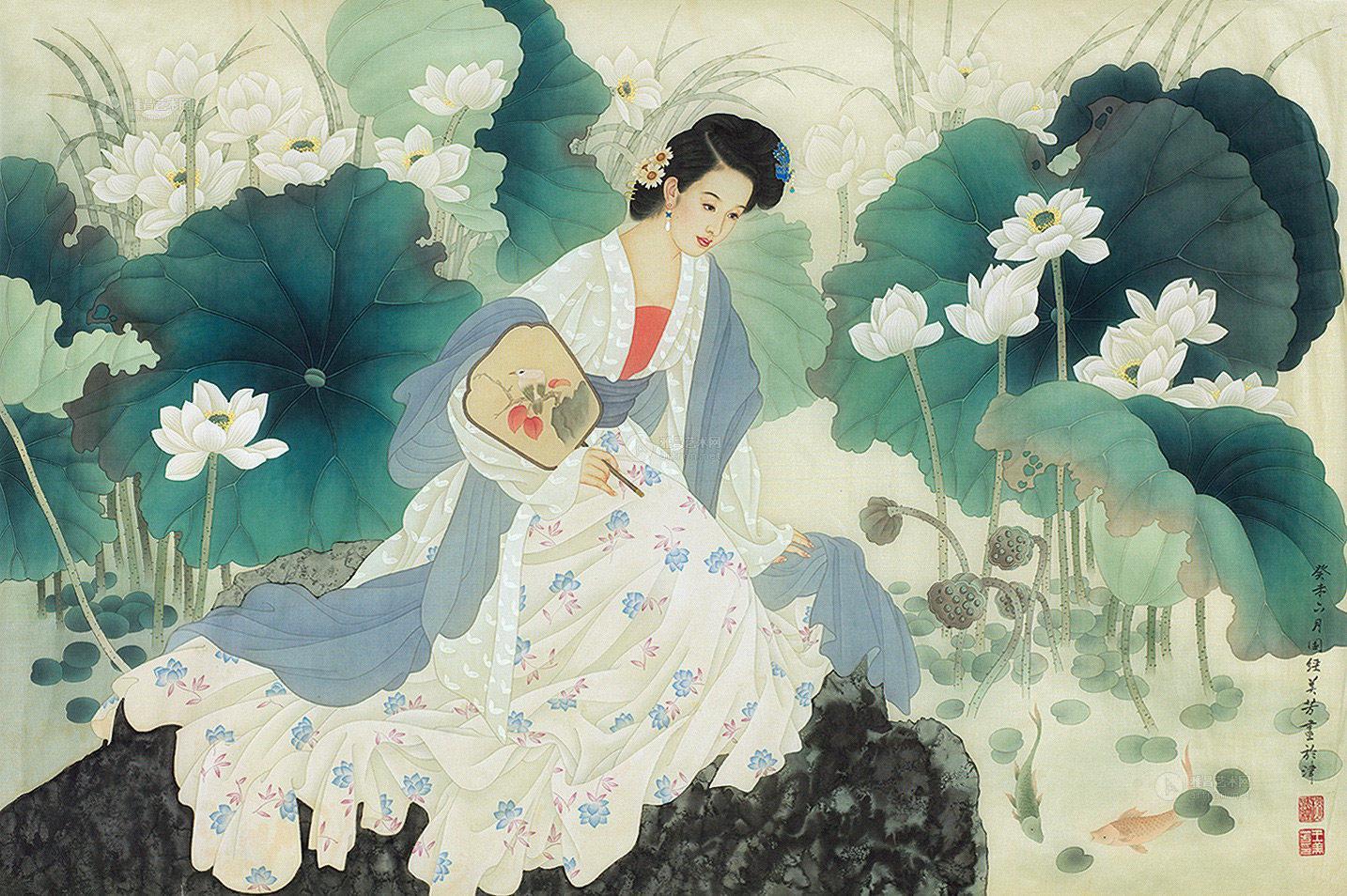 0198执扇仕女镜片设色绢本