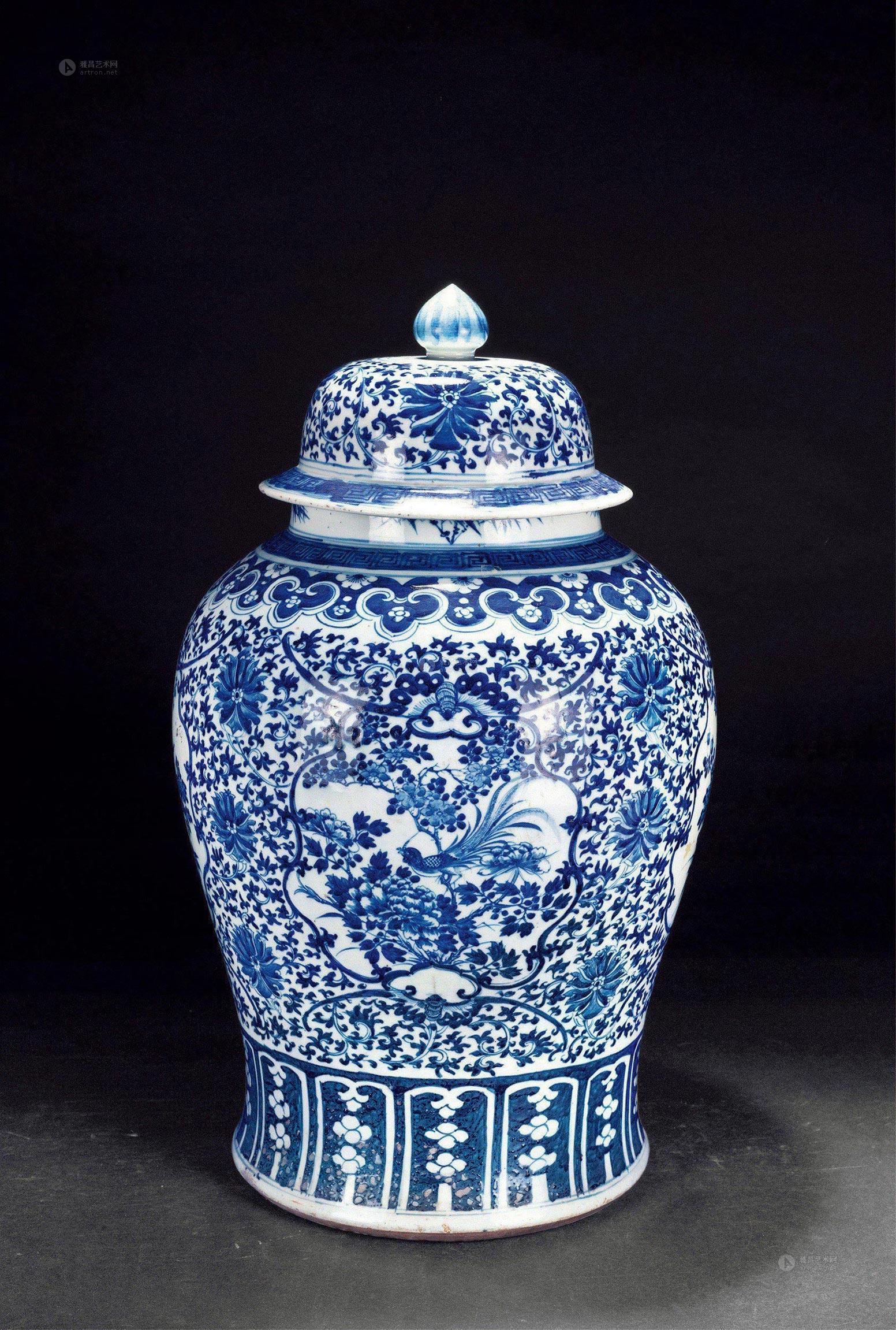 1295 清 青花花卉纹将军罐