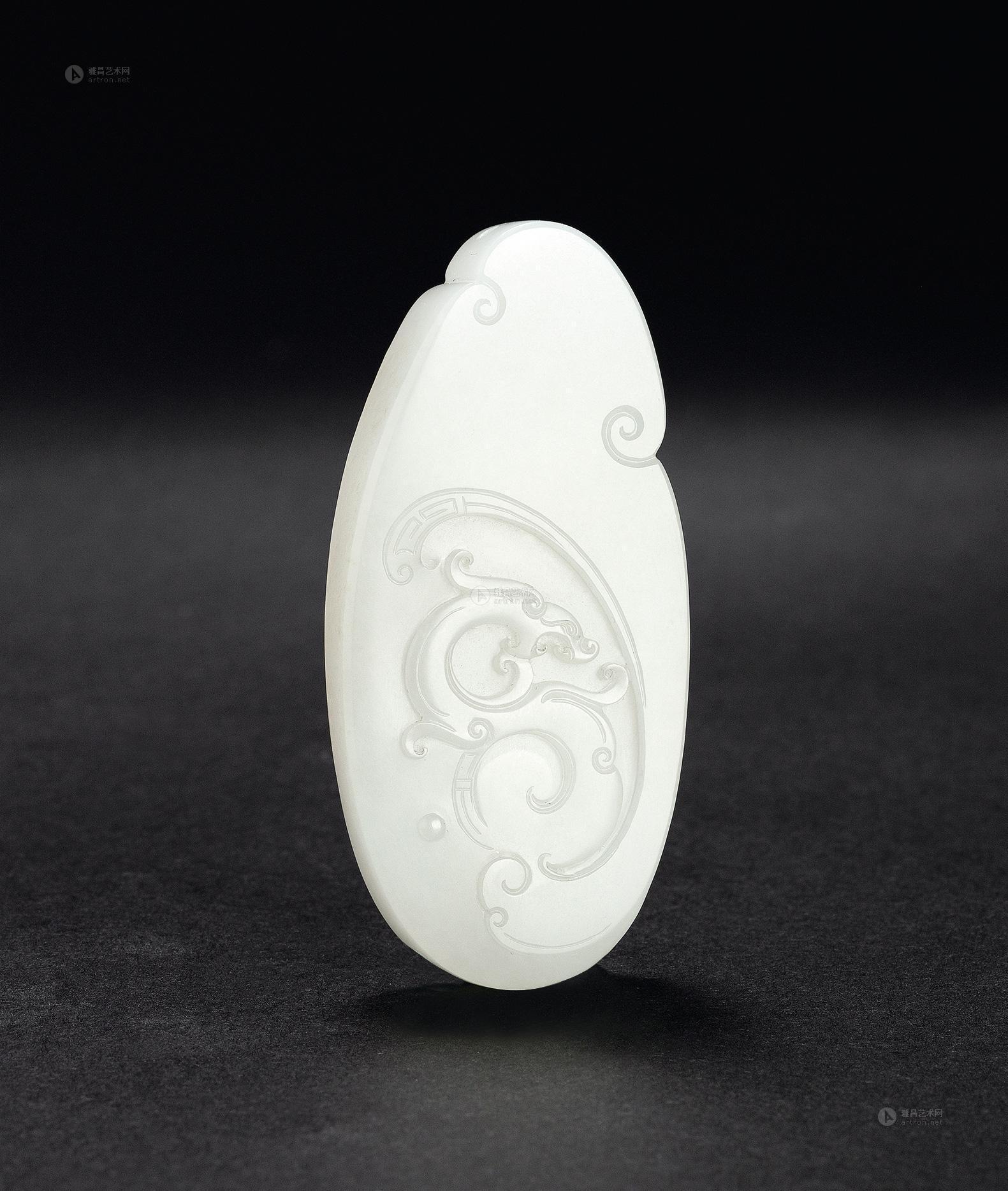 1542 白玉雕仿古夔龙珮