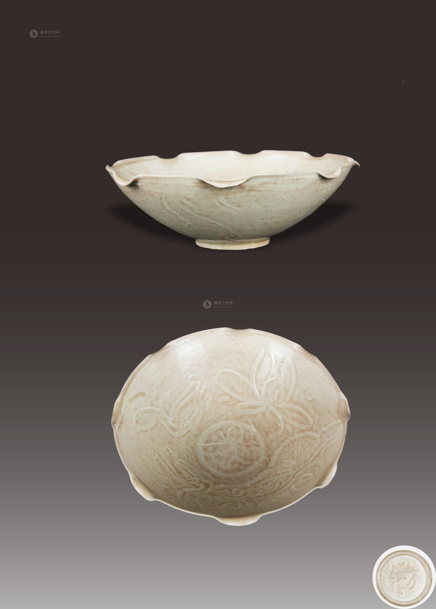 0509北宋定窑尚食局双面暗刻莲池鸳鸯花口碗